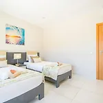 Bahamas By Algarve Vacation וילה Armação de Pêra