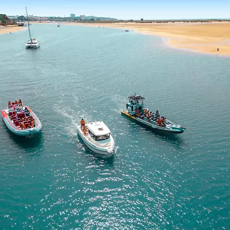 Bahamas By Algarve Vacation וילה